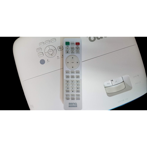 Проектор для домашнего кинотеатра BenQ TK800M
