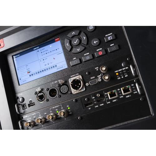 Инсталляционный проектор BARCO UDM 4K22