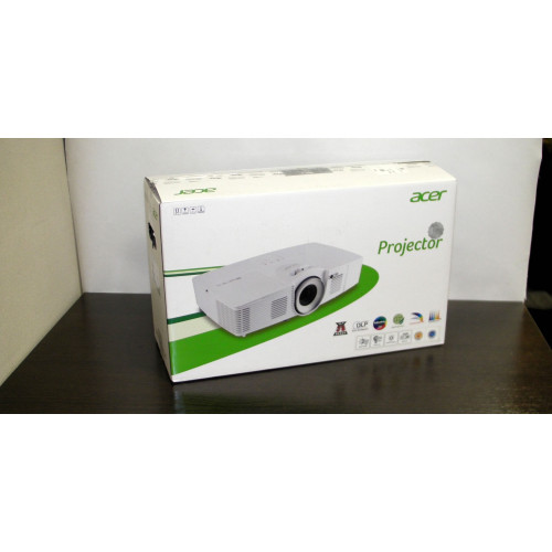 Проектор для домашнего кинотеатра Acer V7500